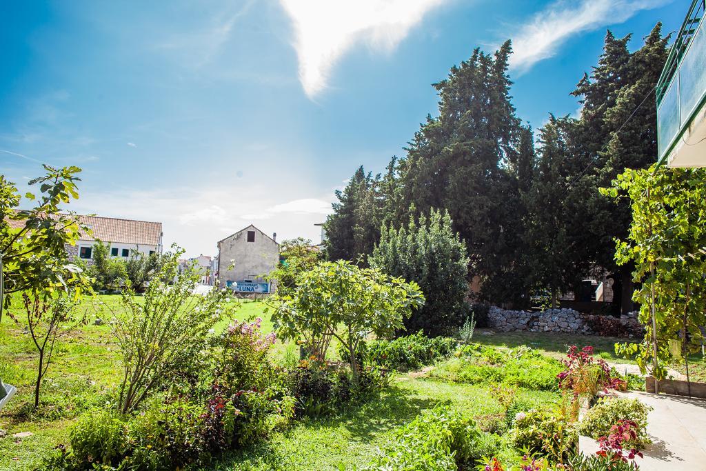 Grubisin Apartment Tribunj (Sibenik-Knin)
